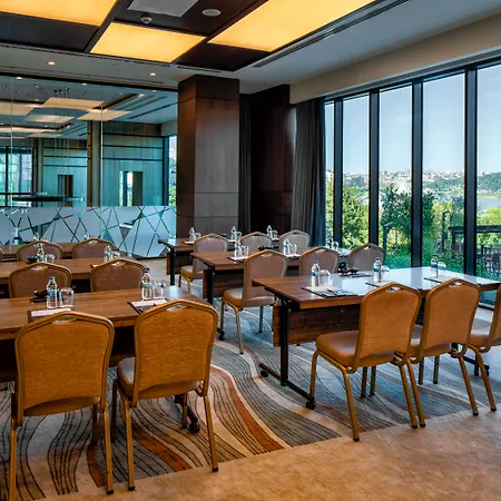 Arise Hotel Golden Horn-3