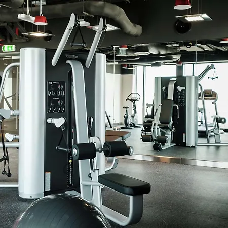 Hampton By Hilton Dubai Al Seef-2