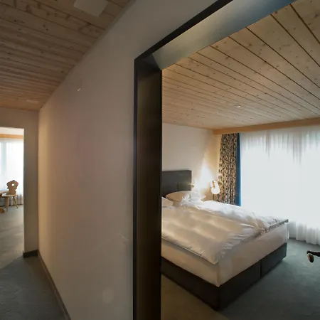 Bernerhof Swiss Quality Hotel Gstaad-3