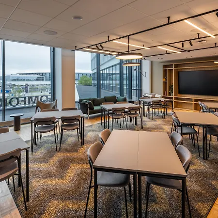 Comfort Hotel Copenhagen Airport-3