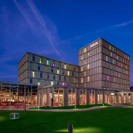 Yotel Amsterdam-2