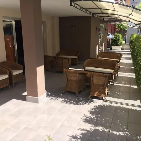 Hotel Leopardi-2