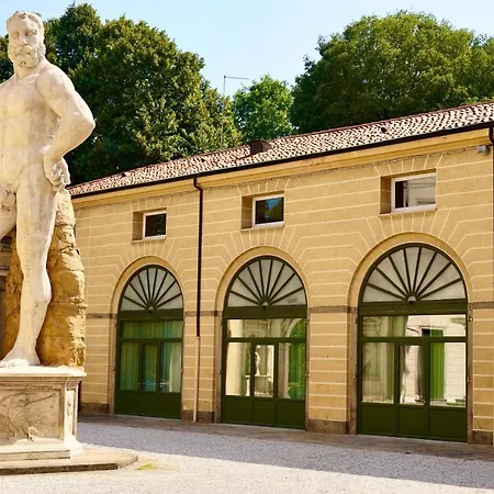 Palazzo Mantua Benavides Suites&Apartments-2