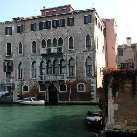 At Home a Palazzo-2