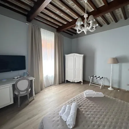 La Perla Del Borgo B&B-2