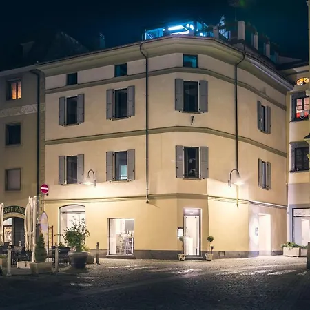 Domus Cavour Rooms&Suites-2