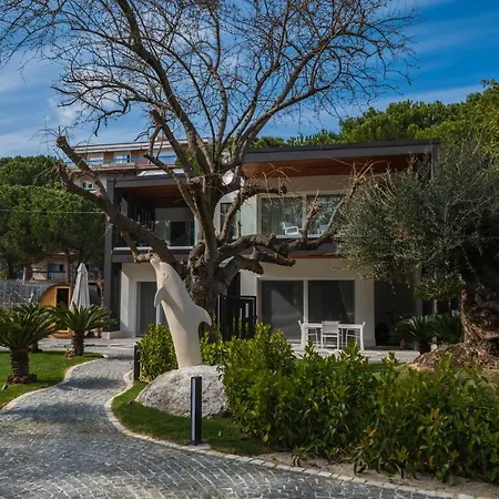 La Riserva Dannunziana Luxury Suites-3
