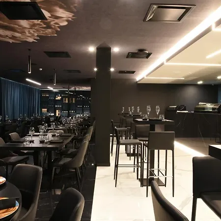 Demsi Palace Hotel & Restaurant-2
