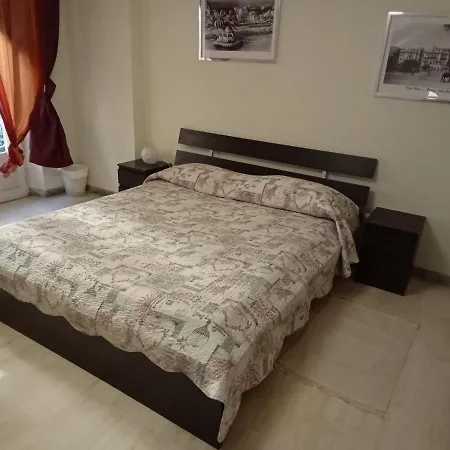 Cristina room-2