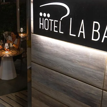 Hotel La Baia-2