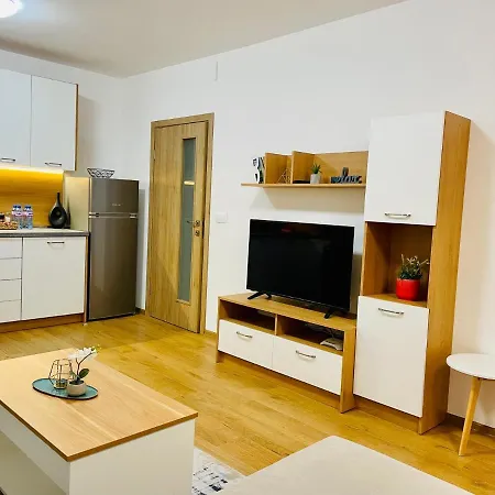 Gardenia Apartments-3