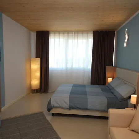 Ohana Holiday Rooms-3