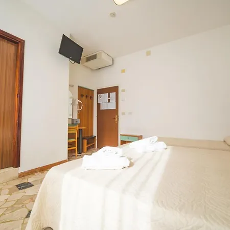 Hotel Grand Prix-3