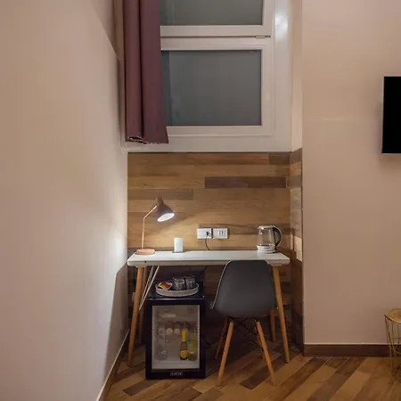 Tredici Boutique Rooms-2