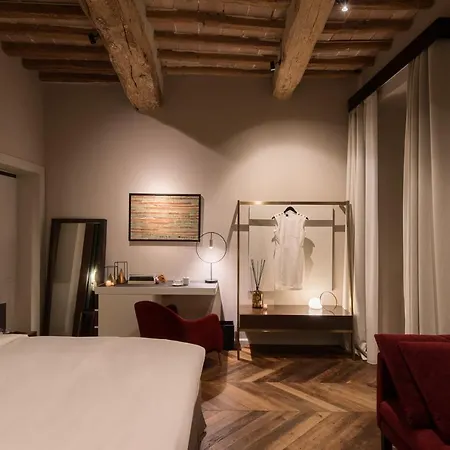 Times Suites - Guesthouse - Etruria Collection-3