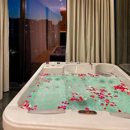 Black Diamond Hotel-2