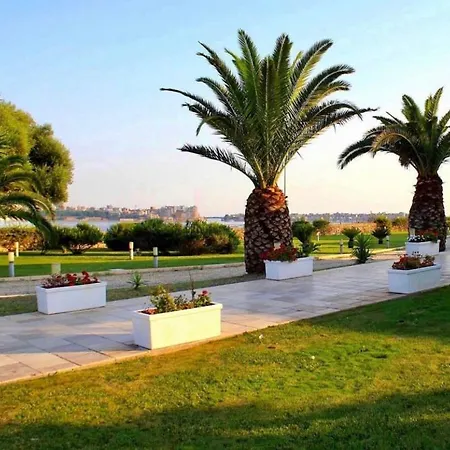 Hotel Saraceno Al Faro-3