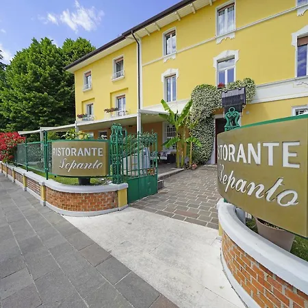 Hotel Ristorante Lepanto-3