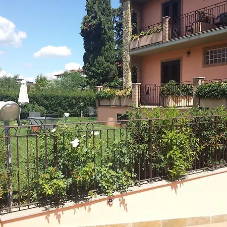 Garden B&B-2