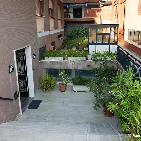 B&B St. Peter'S Suites-2