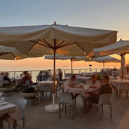 Hotel Rex-2