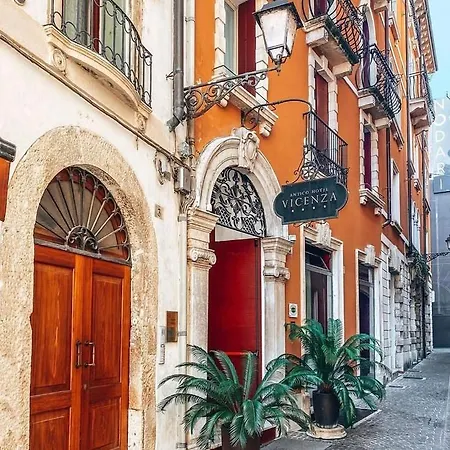 Antico Hotel Vicenza-3