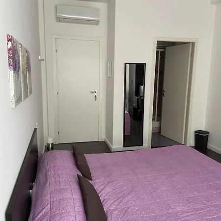 Domus Corso Umberto 18 B&B-3