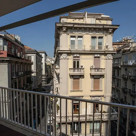 Greros H. Rooms Napoli Centro By Clapa Group Dislocated Hospitality-3