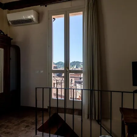 Casa Isolani Guest House Santo Stefano-3