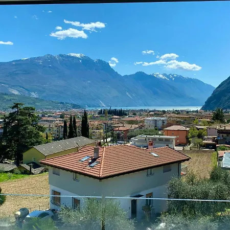 Visioni Lake View Rooms & Breakfast - Adults Friendly-3