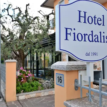 Hotel Fiordaliso-3