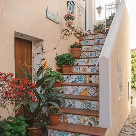 La casa nel borgo-3