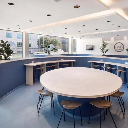 B&B Hotel Madrid Aeropuerto T1 T2 T3-3