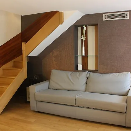 Le Malown-2