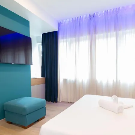 Carducci Art Guesthouse-2