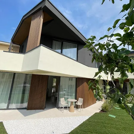 Villa San Zeno Rooms-3