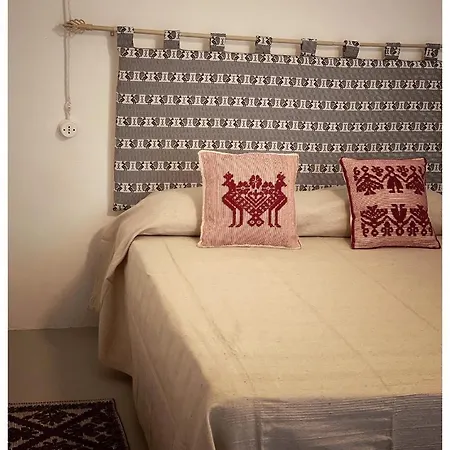 Tierra Guesthouse-2