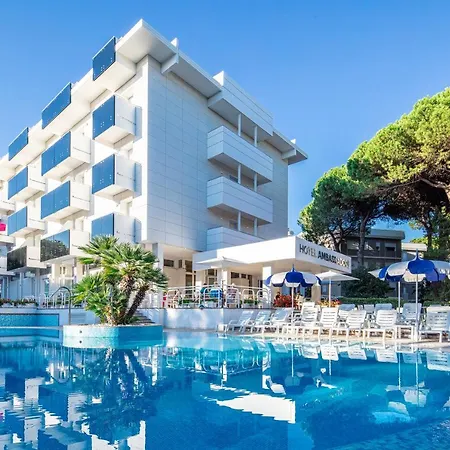 Hotel Ambassador Meuble-3