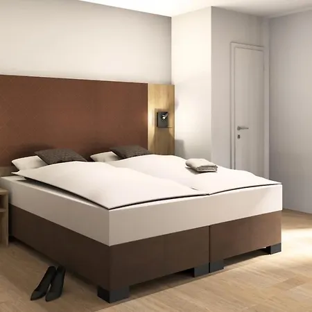 Hotel Charlotte-3