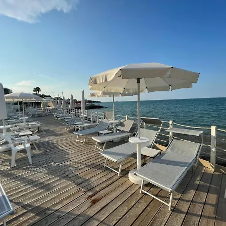 Fabris Palace-3