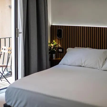 Humboldt Luxury Rooms Taormina-2