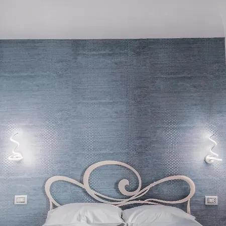 Nashira Rooms B&B Affittacamere-3