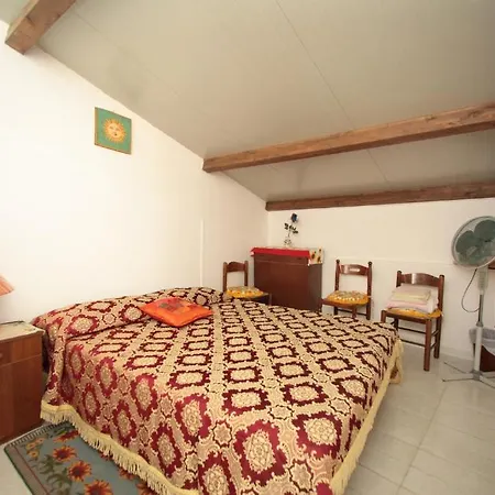 B&B Casarupilio-3
