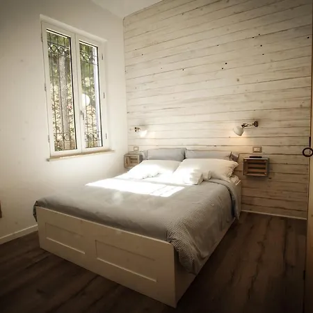 Fermata 135 B&B-2