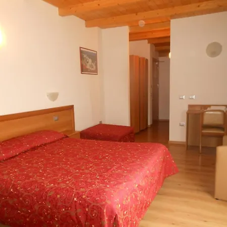Hotel Montebaldina-3