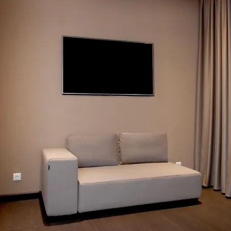 Amazon Hotel-2