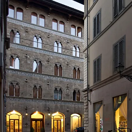 Hotel Pierre-2