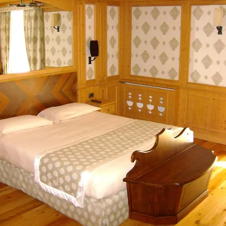Cristal Palace Hotel-3