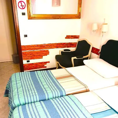 Cozy!! Verona-2