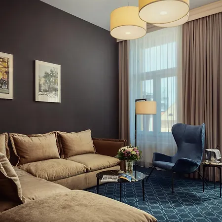 Hotel Kings Court-2